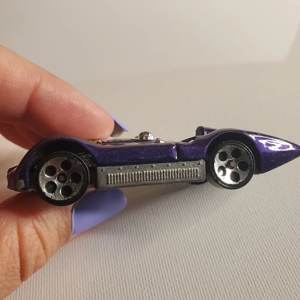 Vintage 1999- Turbolence Hot Wheel